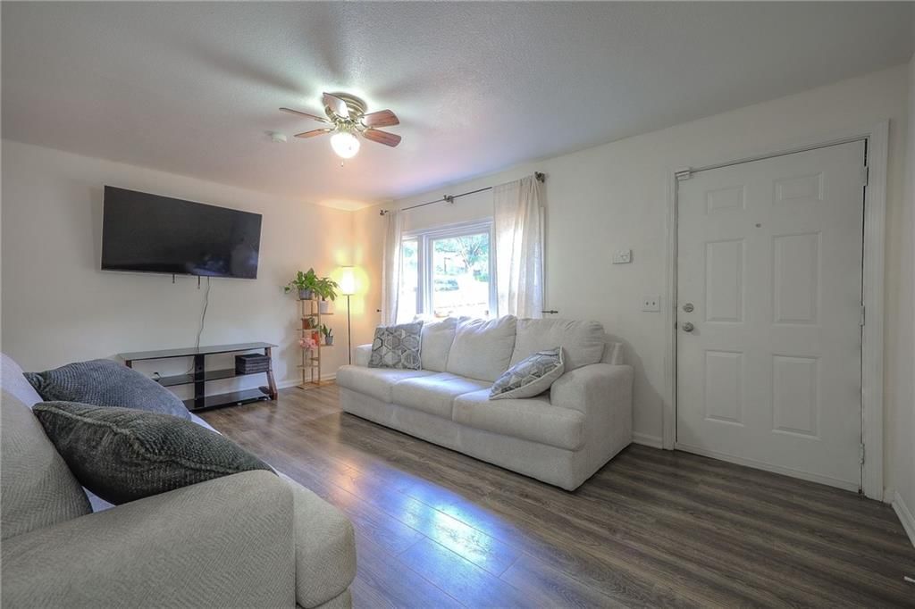 5635 WEBSTER Avenue — photo 7