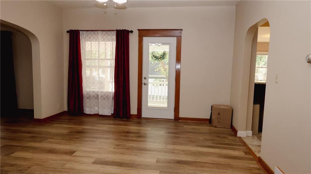 401 S Ridge Street — photo 13