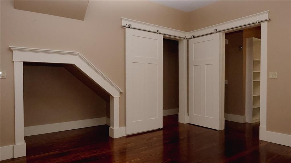 401 S Ridge Street — photo 14