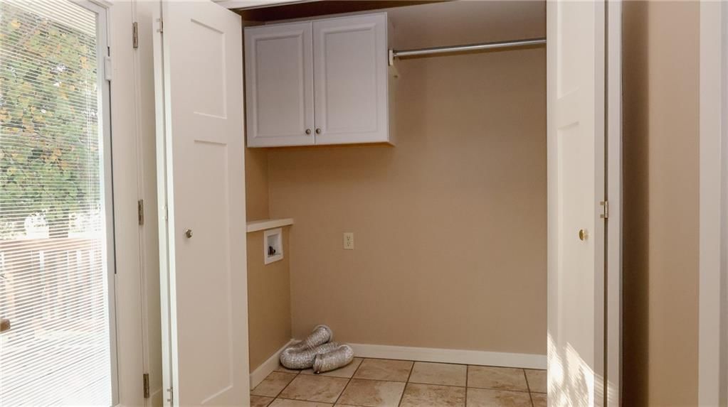 401 S Ridge Street — photo 16