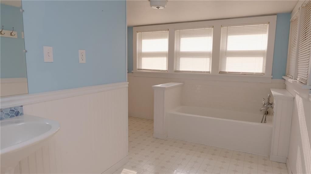 401 S Ridge Street — photo 21