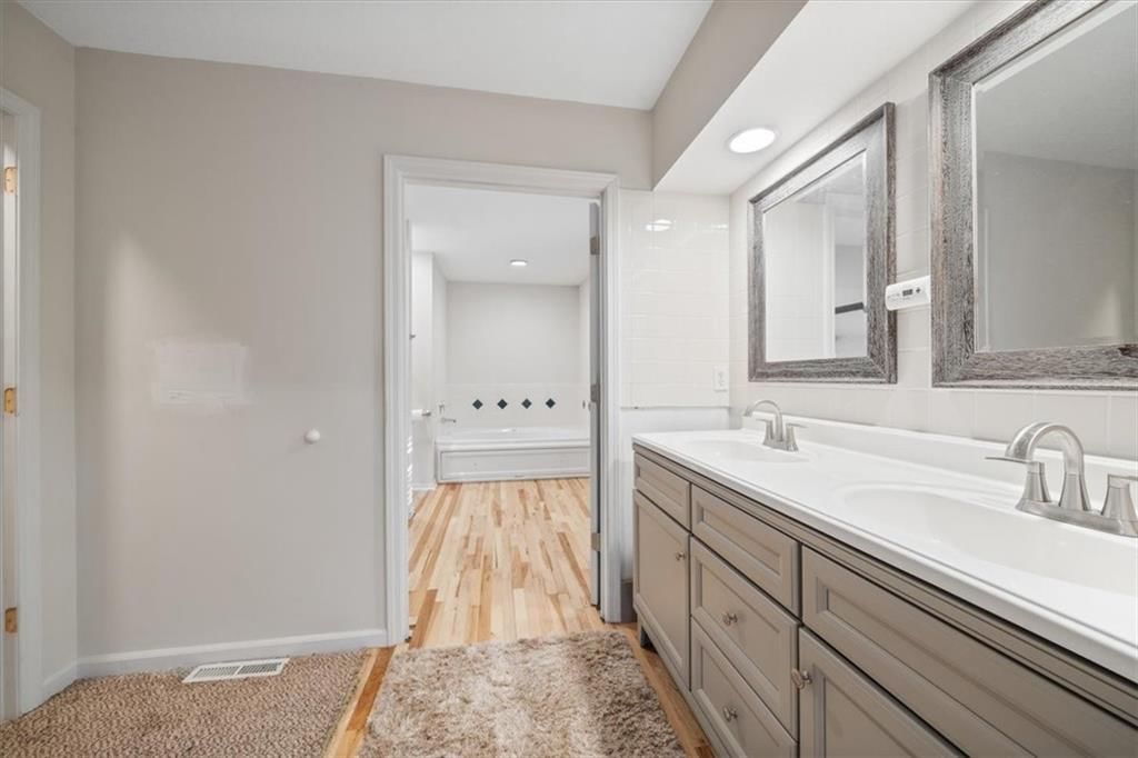 10611 N Northbrooke Drive — photo 24