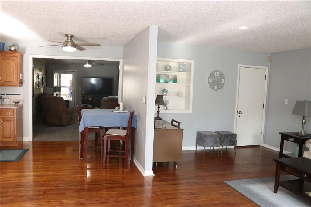 5000 Harvard Avenue — photo 15