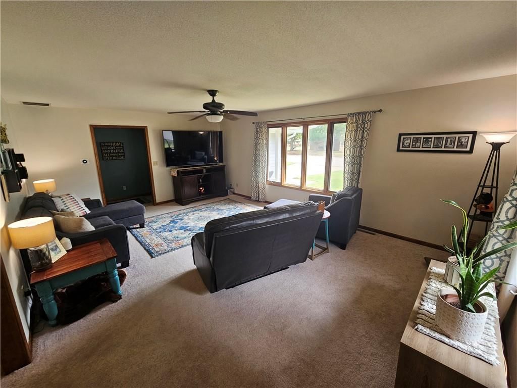 321 Caroline Drive — photo 18