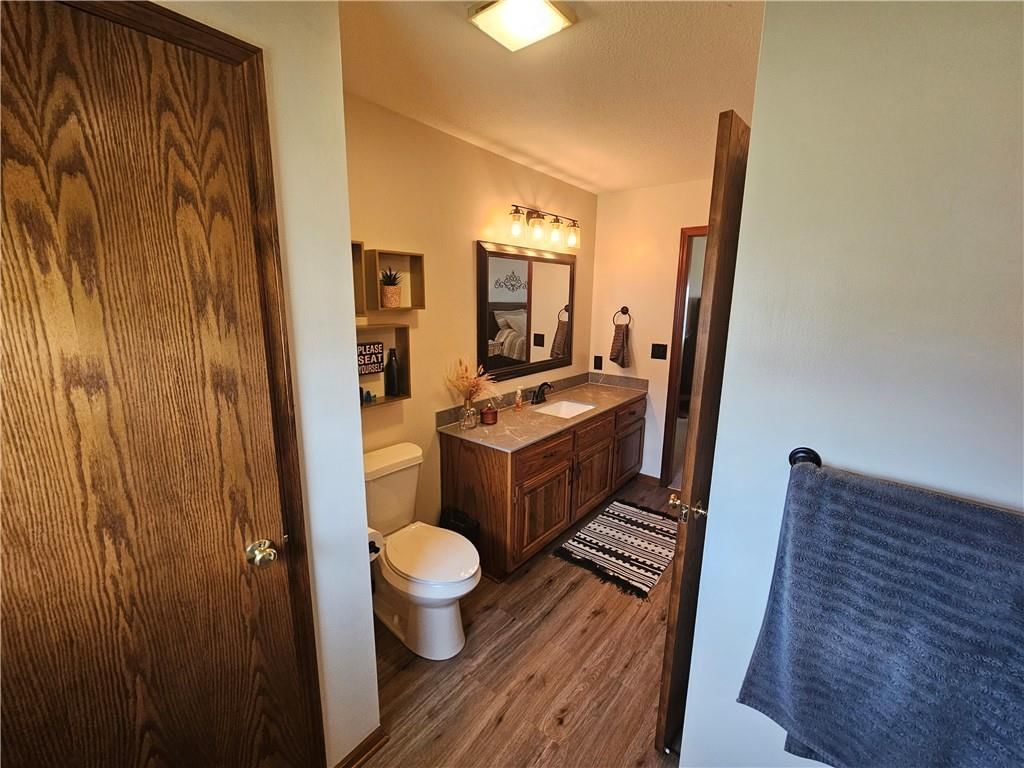321 Caroline Drive — photo 10