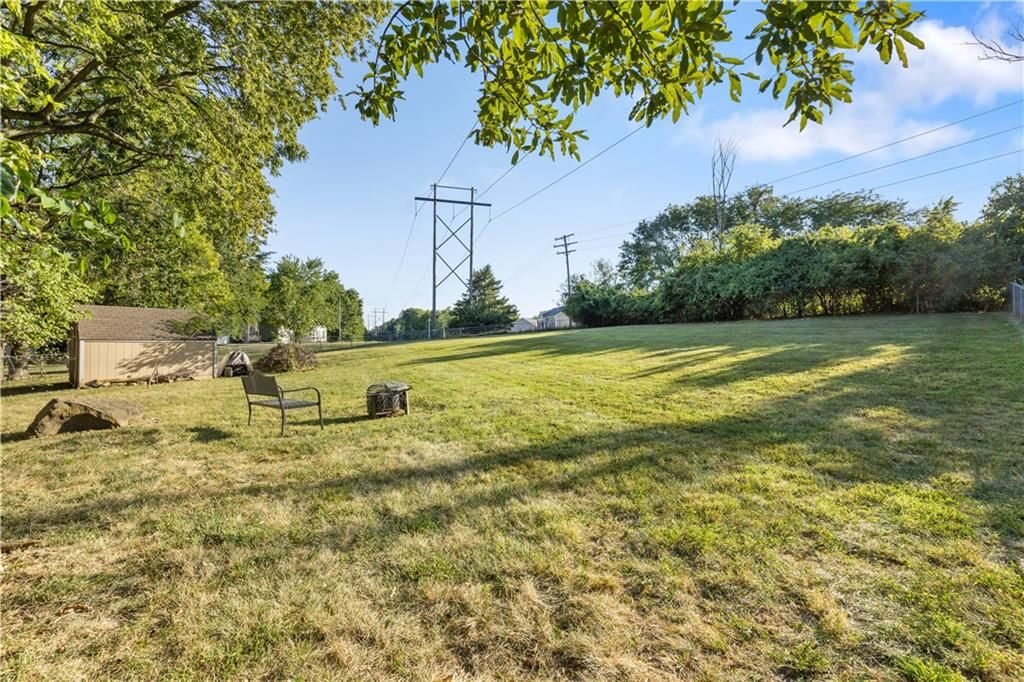 7808 NW Seymour Court — photo 29