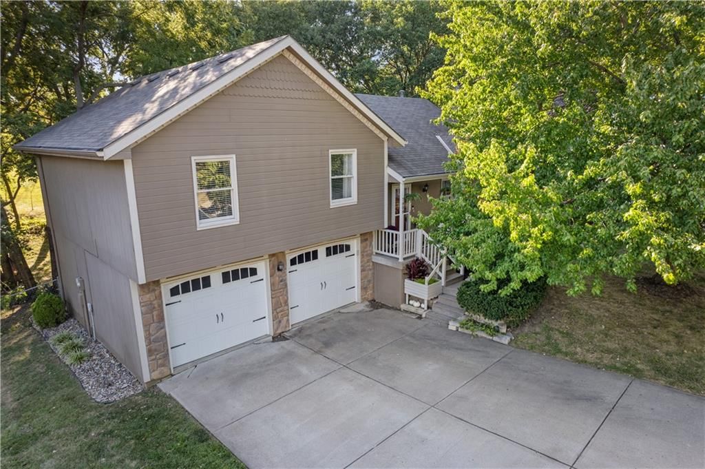 7808 NW Seymour Court — photo 34
