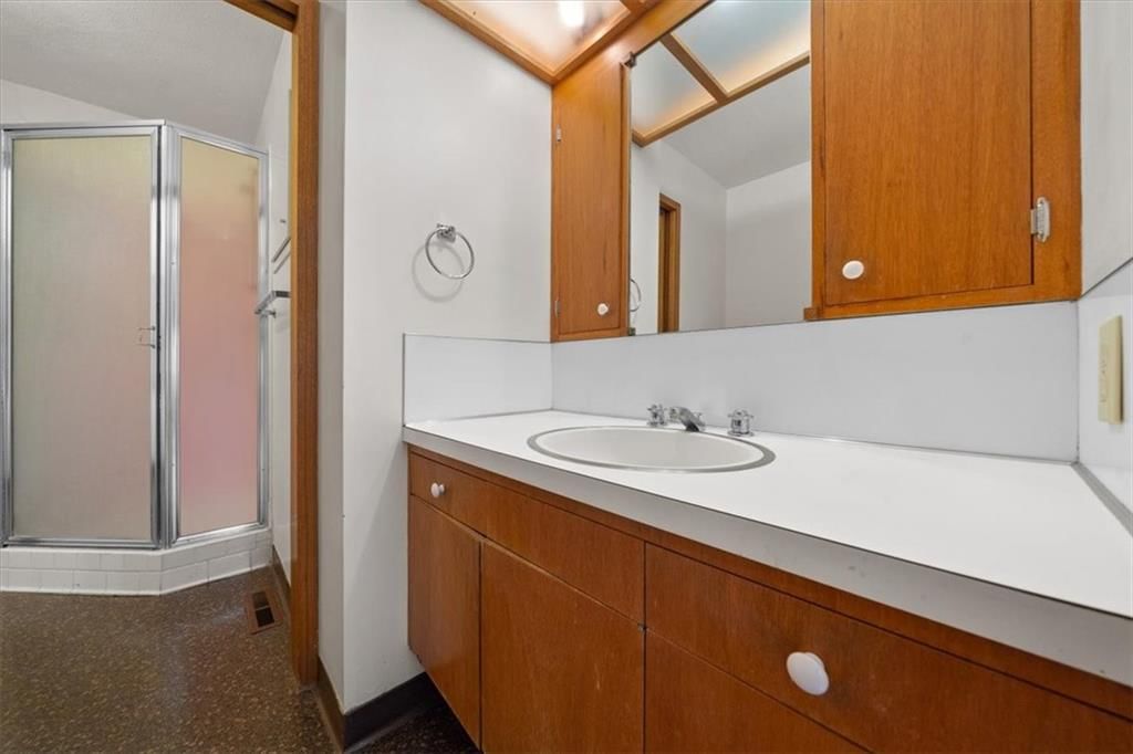 2457 Jasu Drive — photo 18
