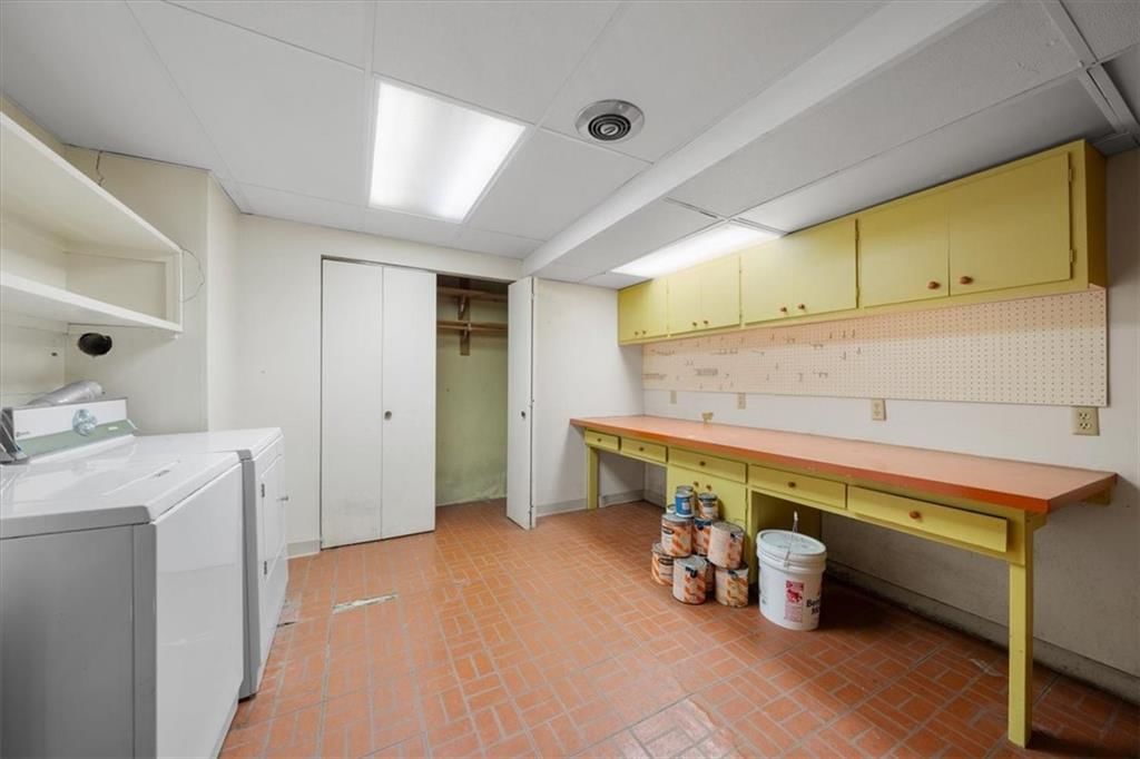 2457 Jasu Drive — photo 26