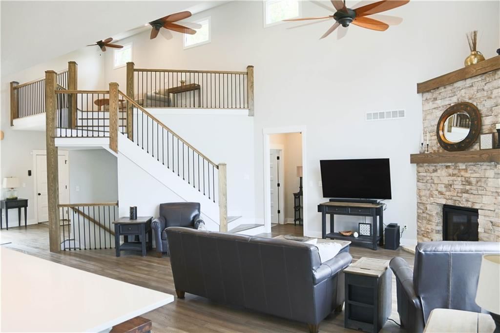 117 Firefly Court — photo 6