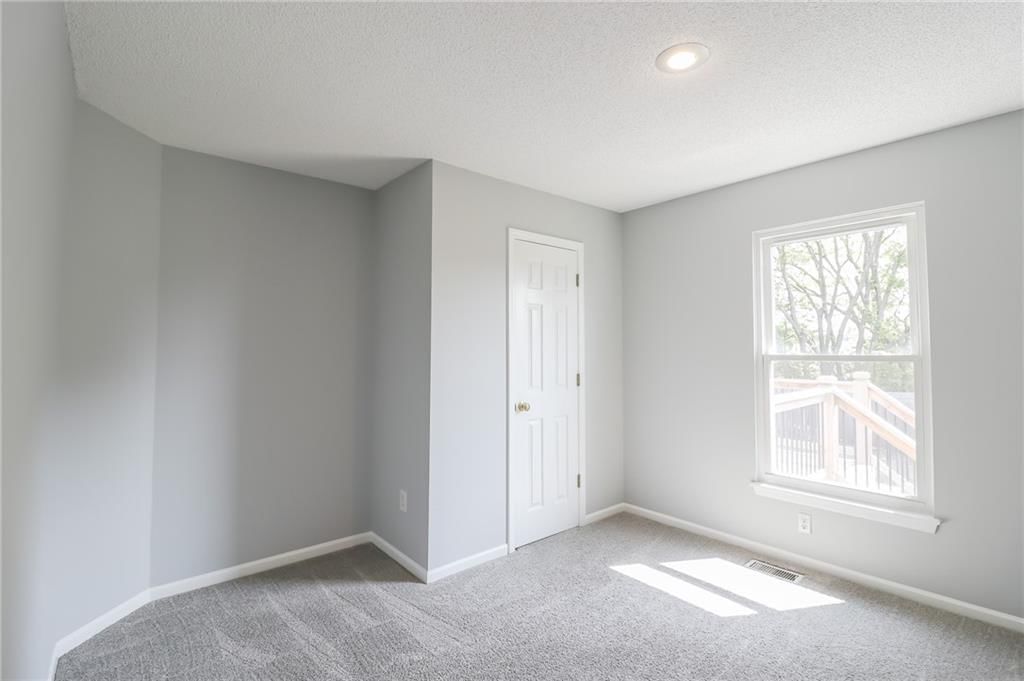 1317 SE Dalton Court — photo 35