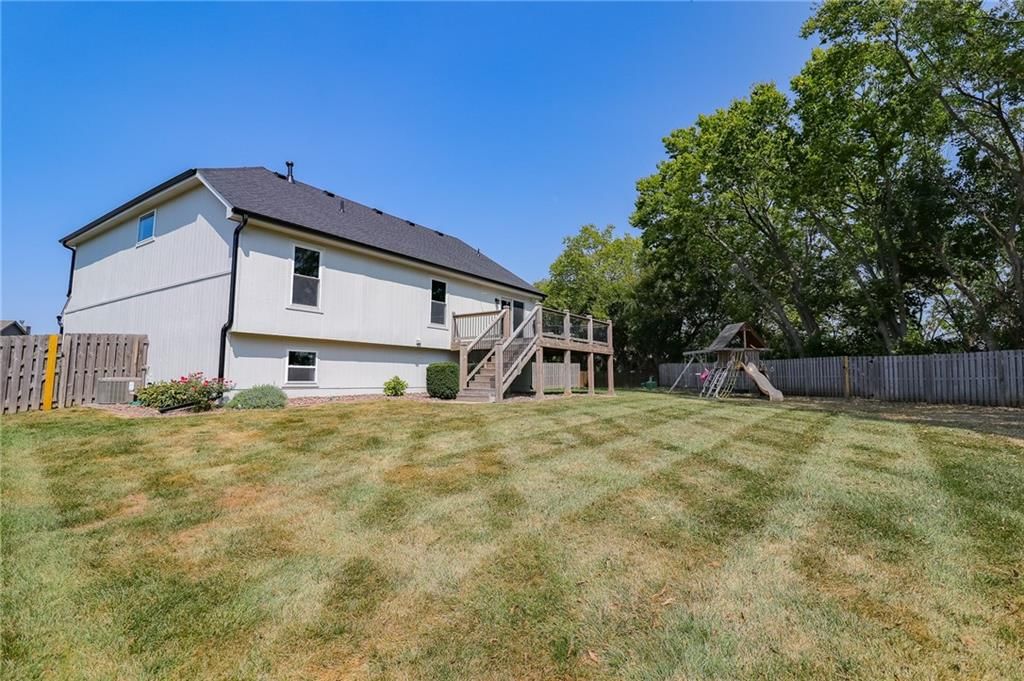 1317 SE Dalton Court — photo 42