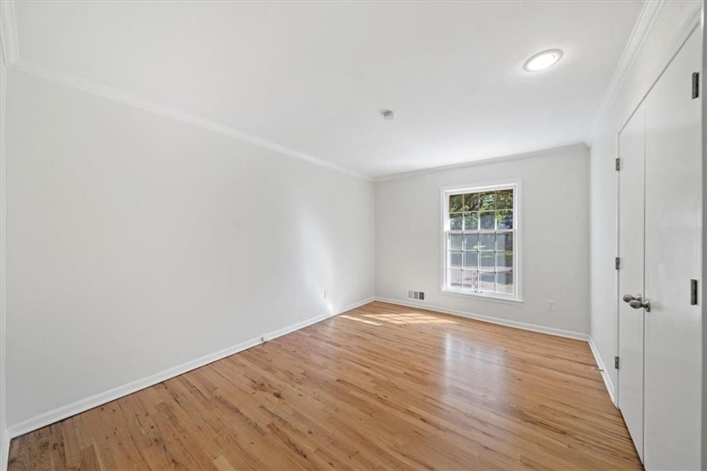 9932 Larsen Street — photo 14