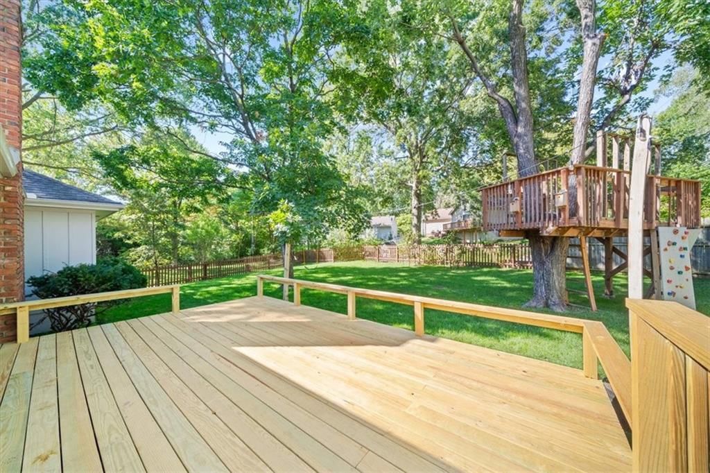 9932 Larsen Street — photo 24