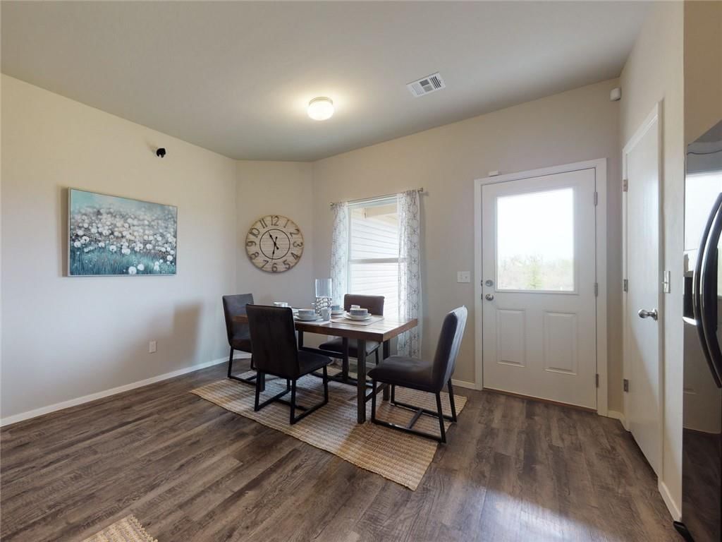 20269 W 194th Street — photo 11
