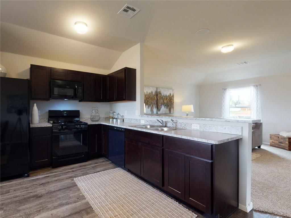 20269 W 194th Street — photo 8