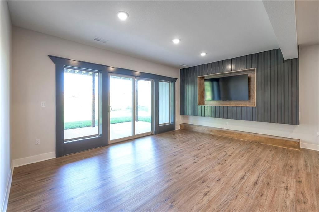 1012 Wilds Parkway — photo 41
