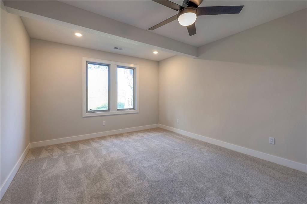1012 Wilds Parkway — photo 47