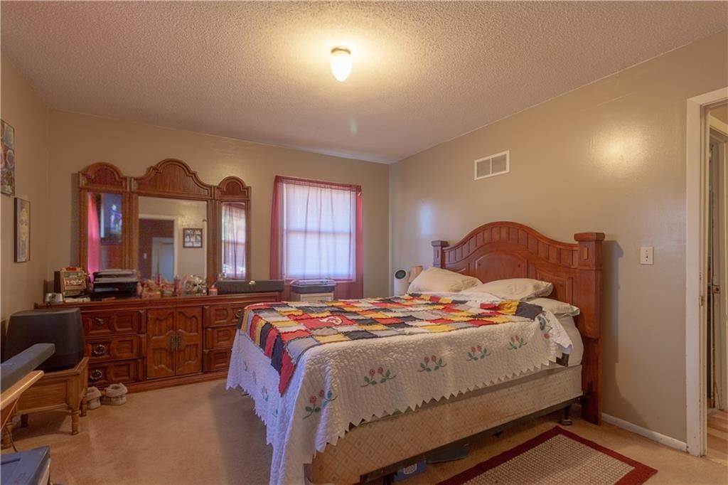 3024 Maplewood Drive — photo 16