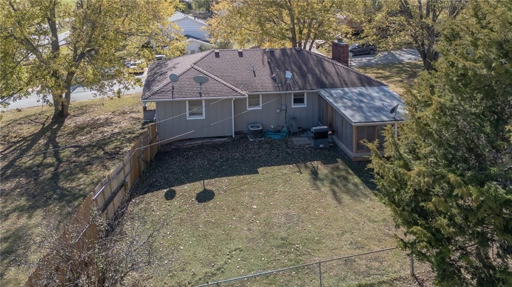 3024 Maplewood Drive — photo 27