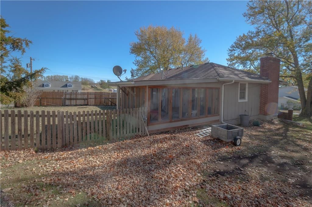 3024 Maplewood Drive — photo 29