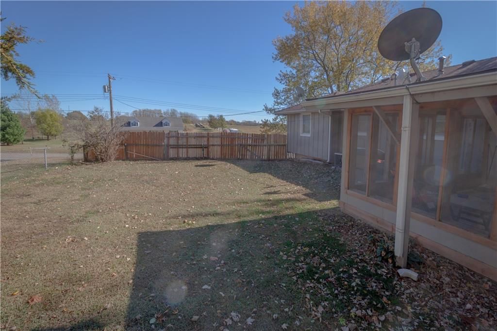 3024 Maplewood Drive — photo 30