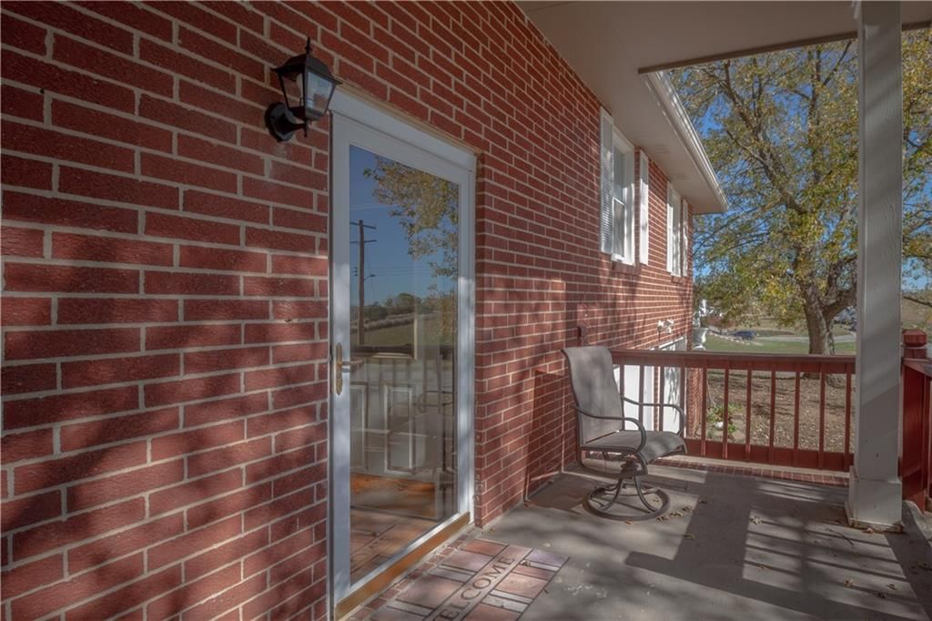 3024 Maplewood Drive — photo 5