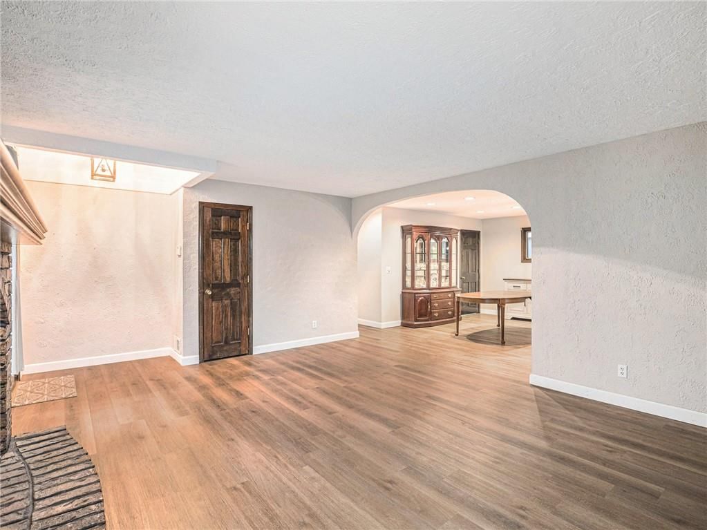 7220 NW Davis Court — photo 6