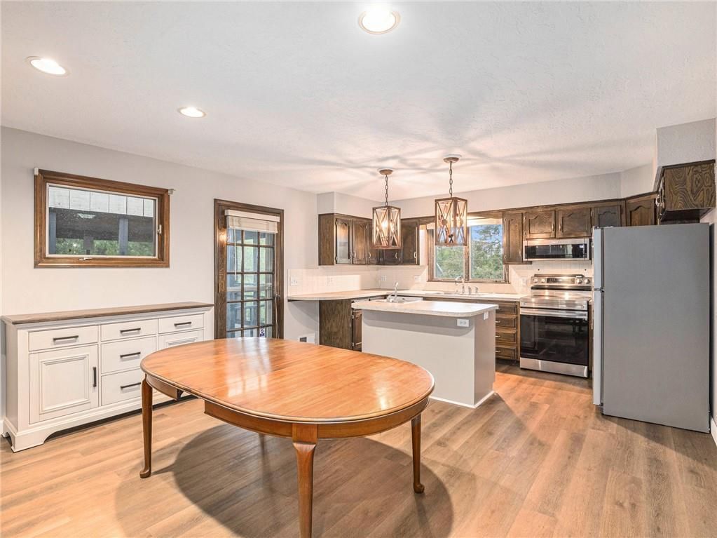 7220 NW Davis Court — photo 8
