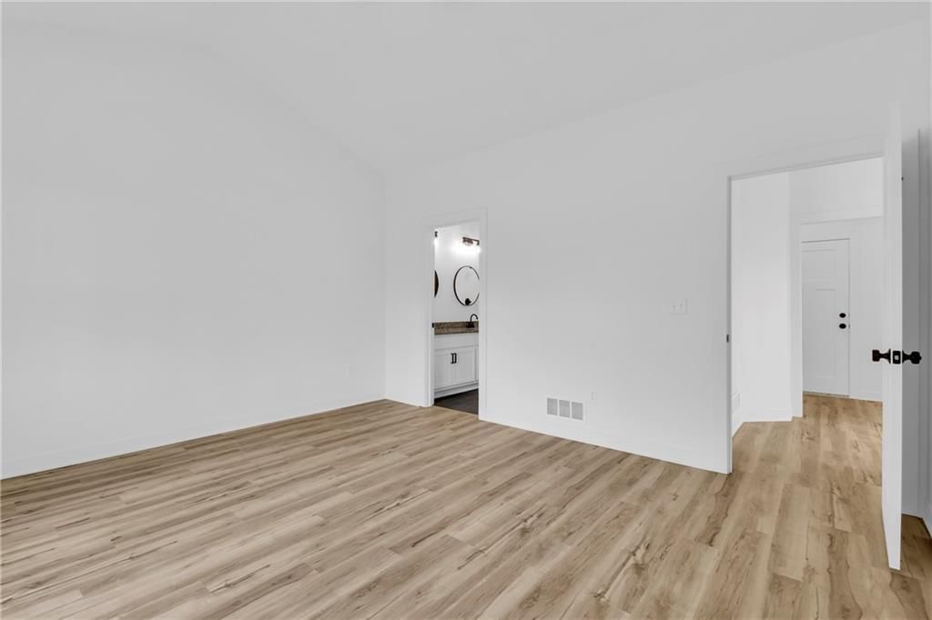 302 N Olive Street — photo 13