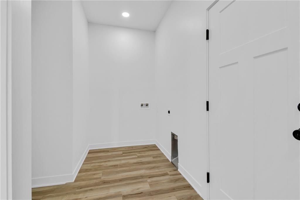 302 N Olive Street — photo 16