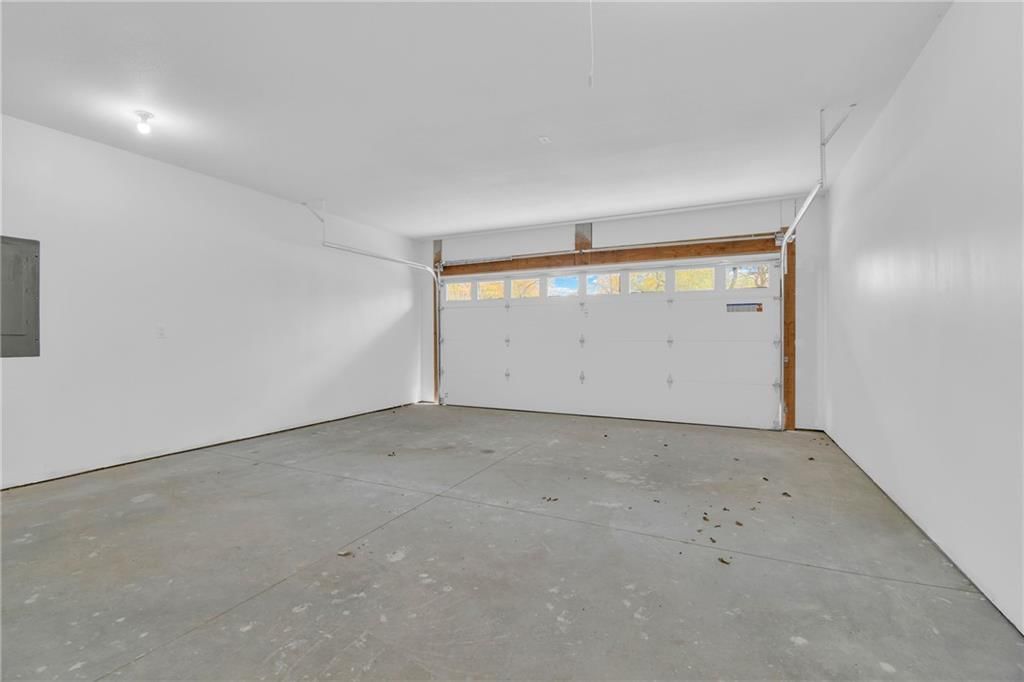 302 N Olive Street — photo 18