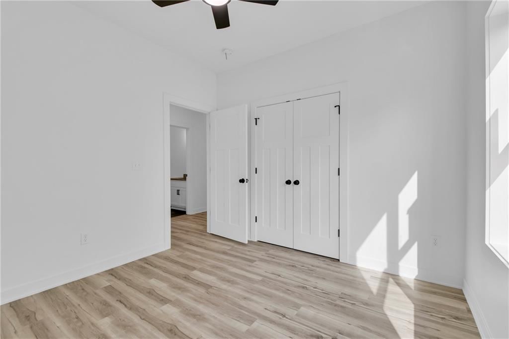 302 N Olive Street — photo 5