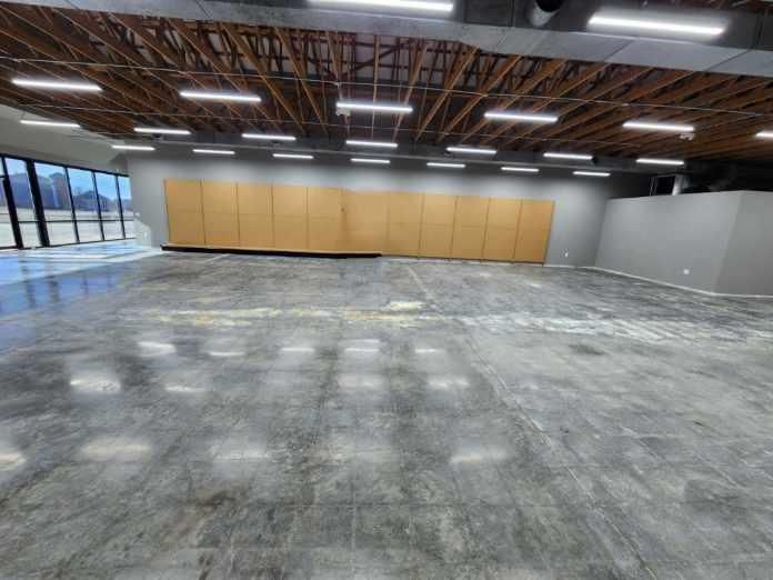 703 E Young Avenue — photo 14