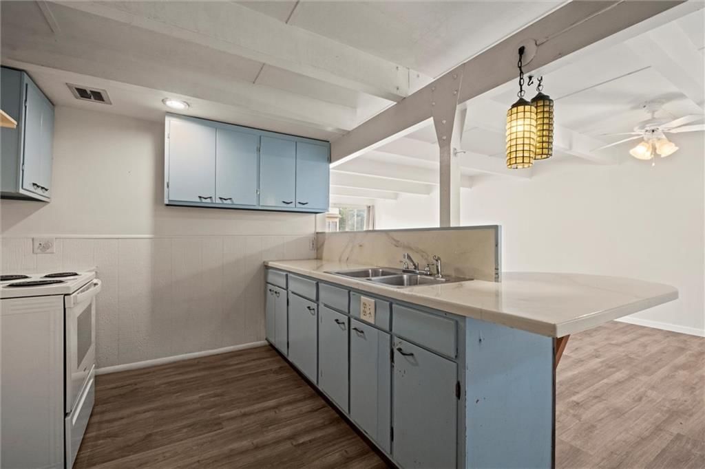 906 N 70th Street — photo 11