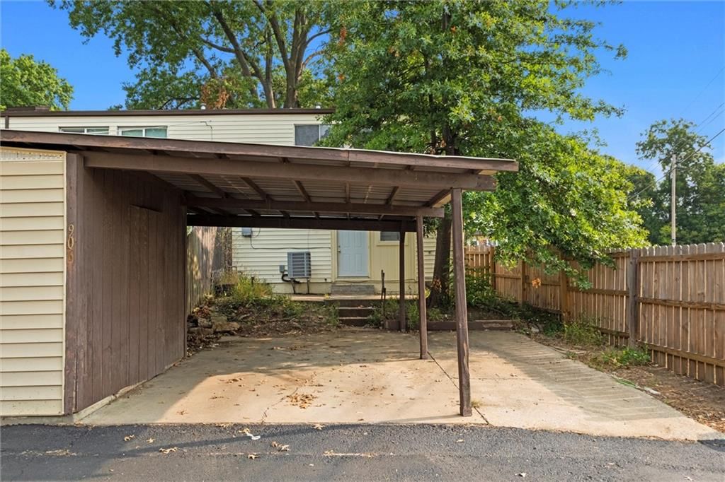 906 N 70th Street — photo 35