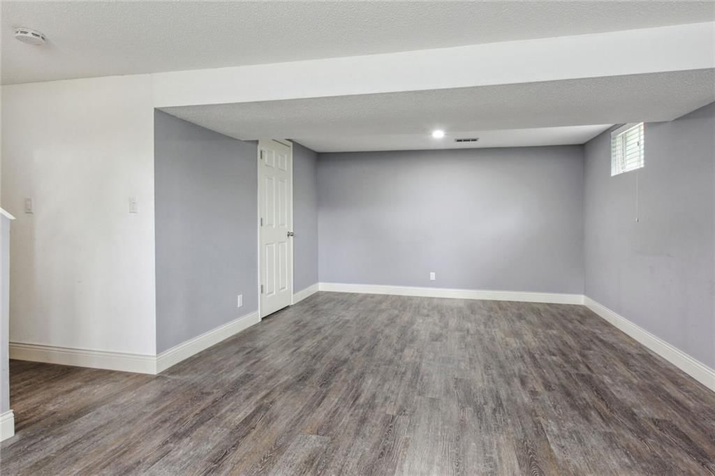 1101 W Elm Street — photo 21
