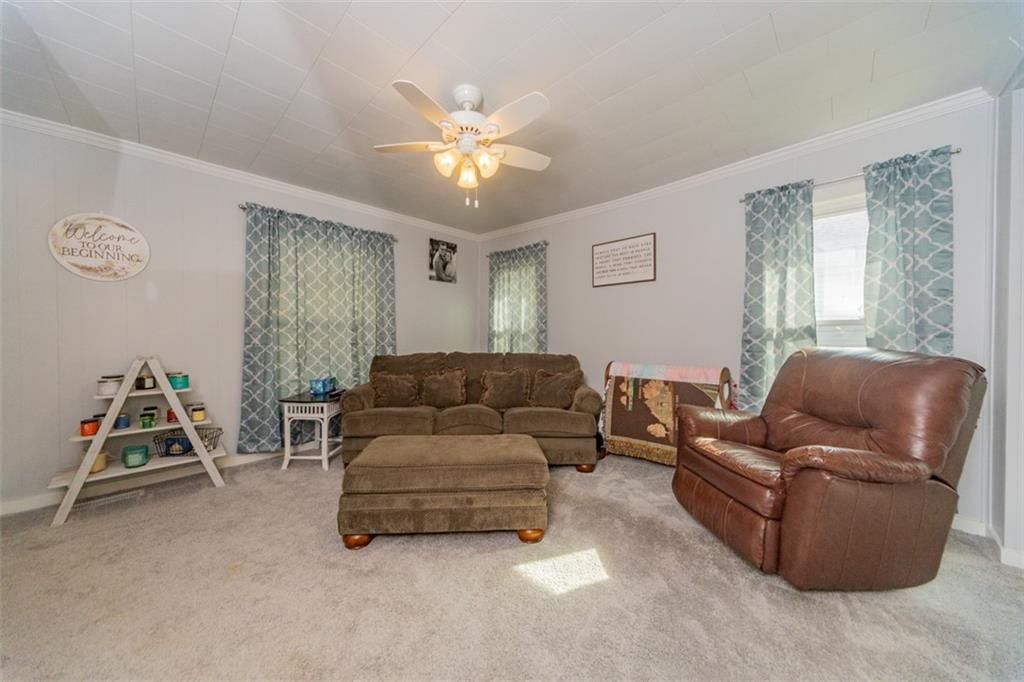 105 W Taylor Street — photo 17