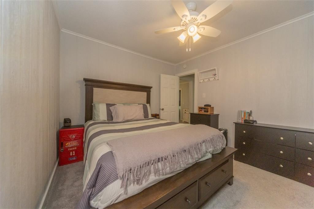 105 W Taylor Street — photo 25