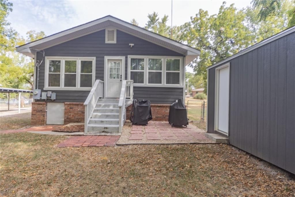 105 W Taylor Street — photo 28