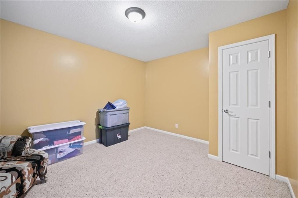 1060 Allyssa Court — photo 24