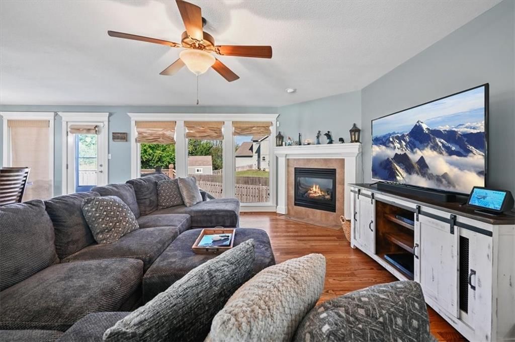 1060 Allyssa Court — photo 8