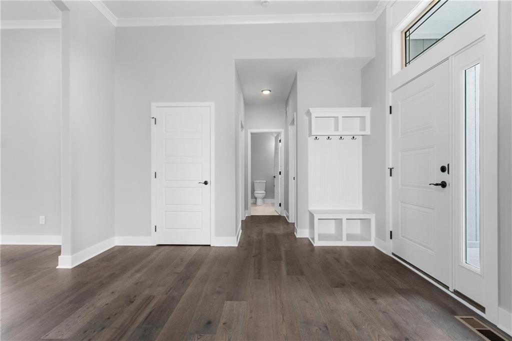 9022 N Monroe Avenue — photo 23