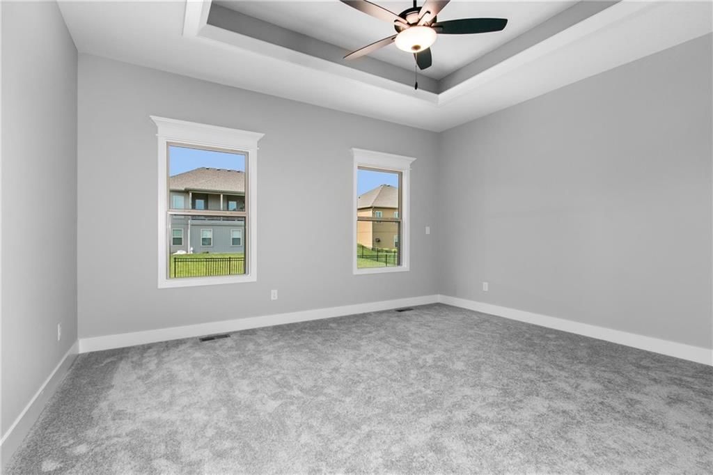 9022 N Monroe Avenue — photo 9
