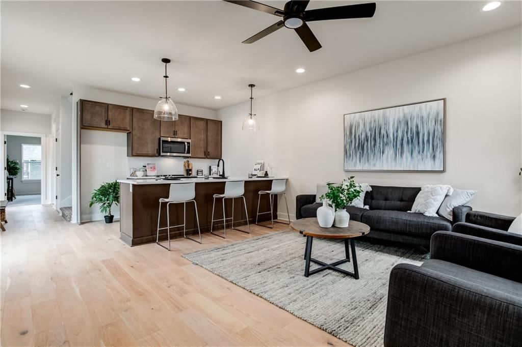 4339 Virginia Avenue — photo 4