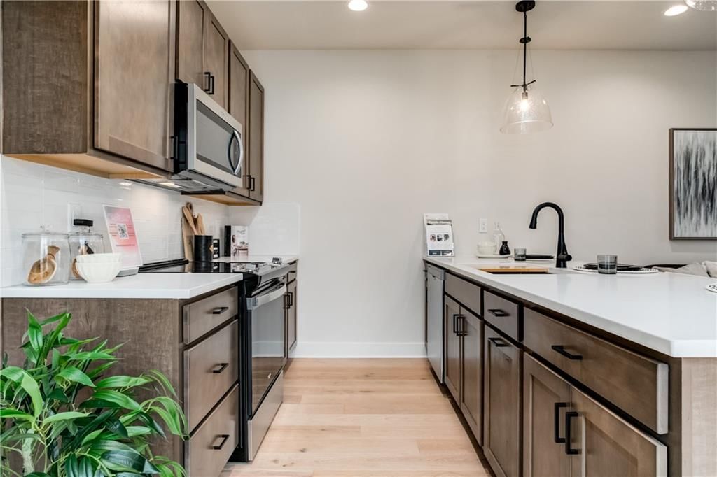 4339 Virginia Avenue — photo 8