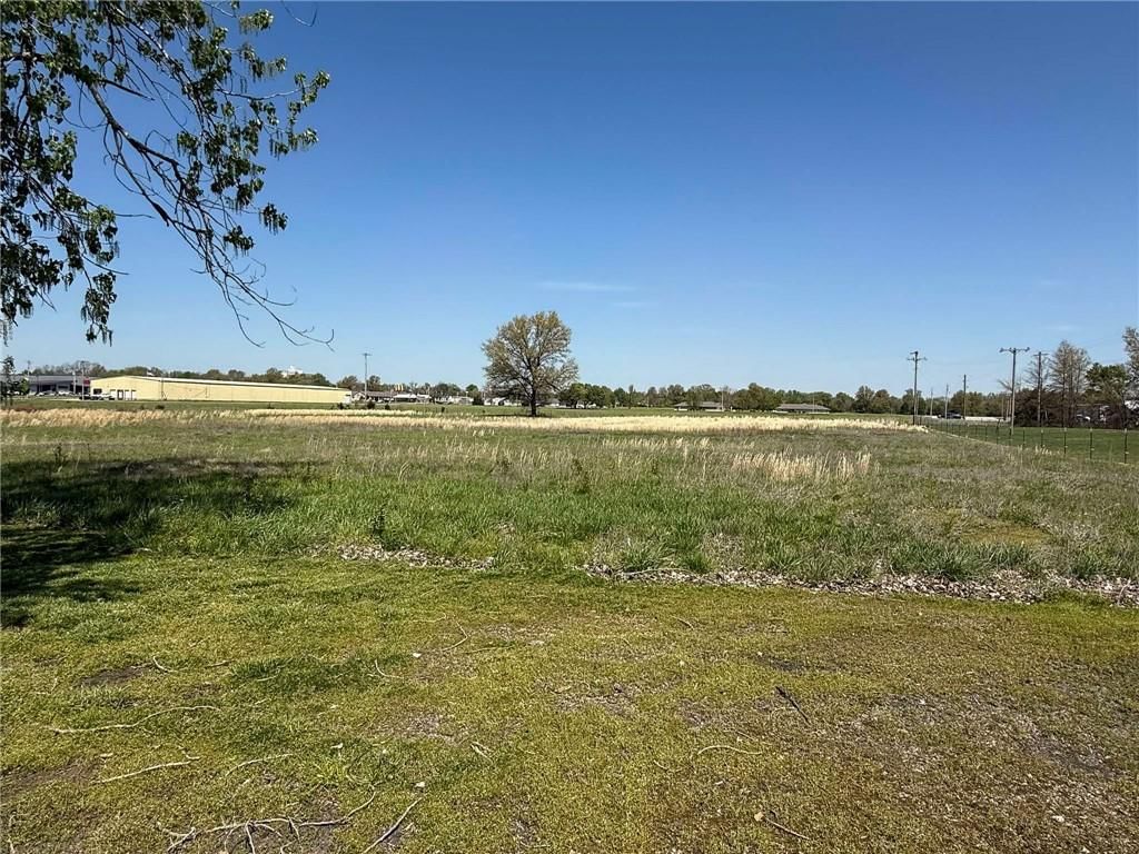 1127 E Country Road — photo 28