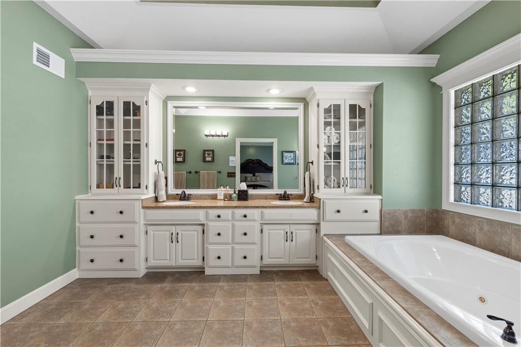 5492 NE Northgate Crossing — photo 31