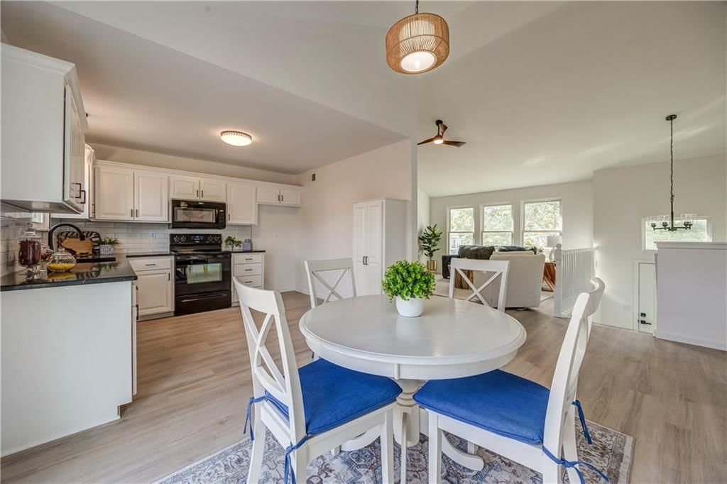 442 N Birch Street — photo 12