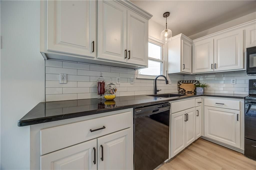 442 N Birch Street — photo 20